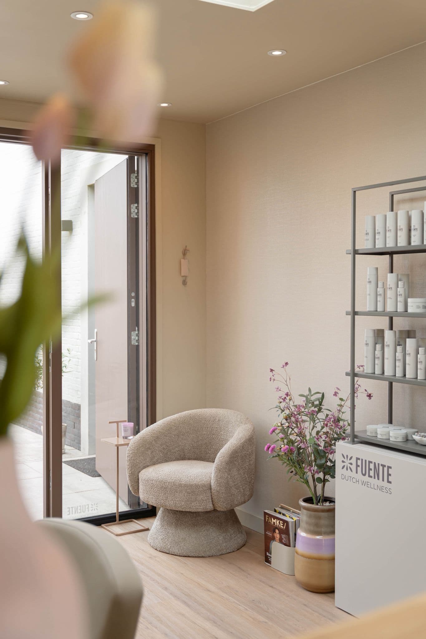 Wachtruimte van Studio Kaily met Fuente-producten